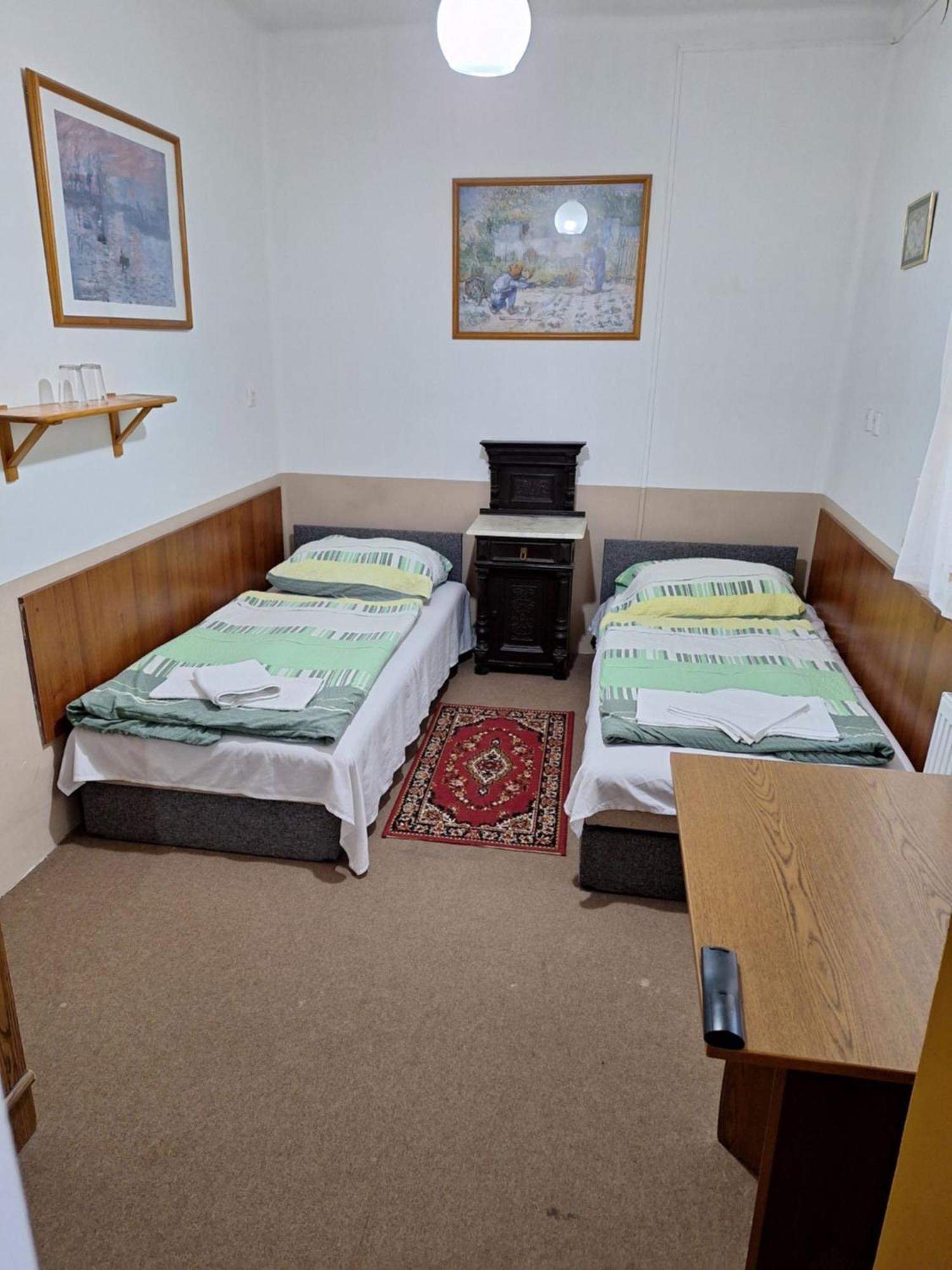Fenyo Panzio Bed & Breakfast Mezőkövesd Екстериор снимка