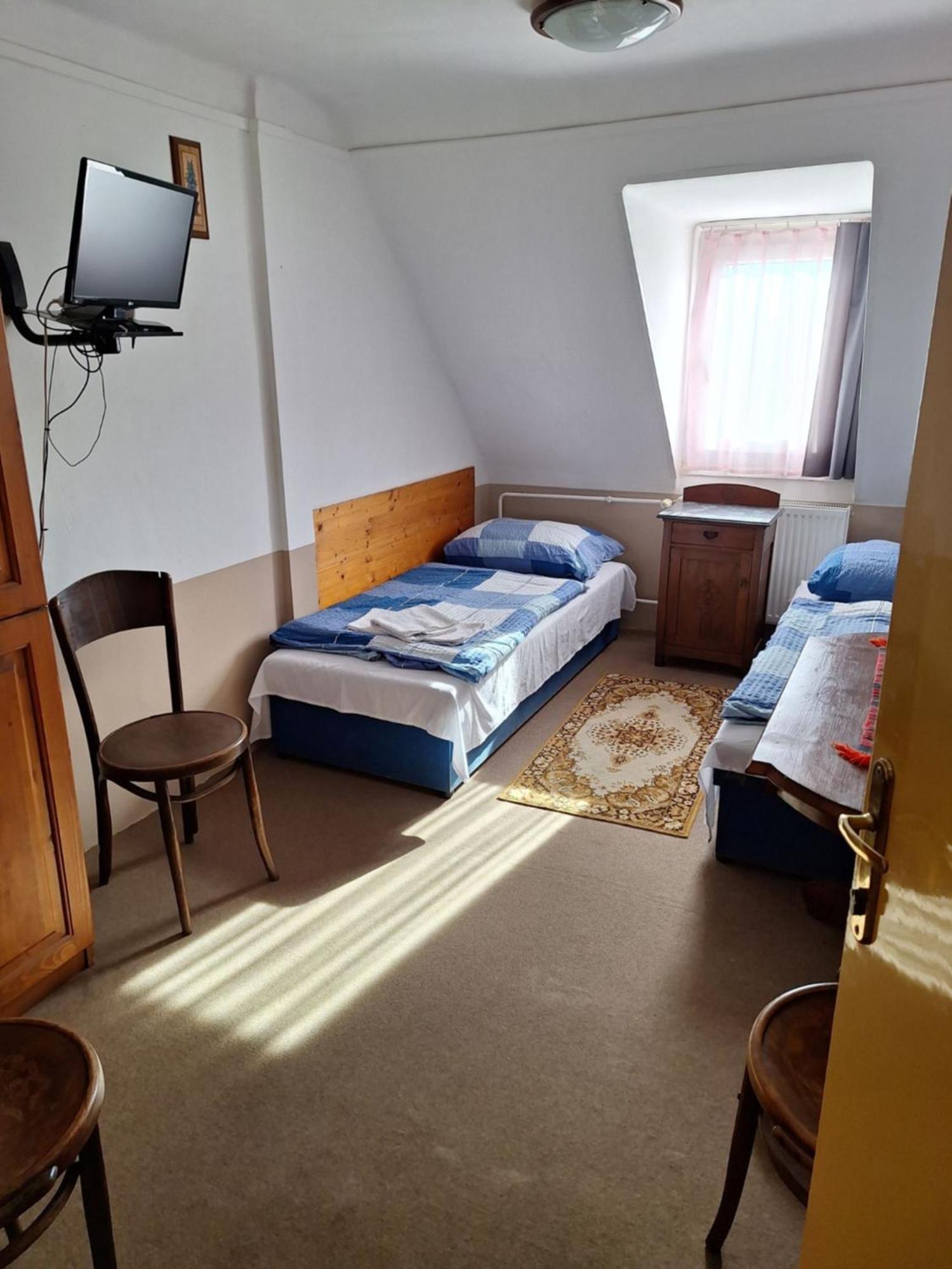 Fenyo Panzio Bed & Breakfast Mezőkövesd Екстериор снимка